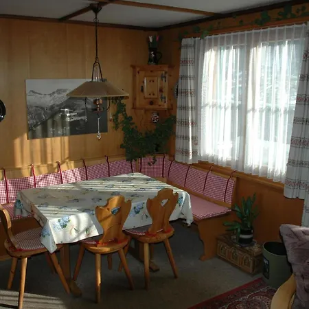 Baergchutzli 1- Stock Appartement-fewo- Bad- Wc- 2 Schlafraeume 3-zimmerwohnung By Interhome شقة ادلبودن